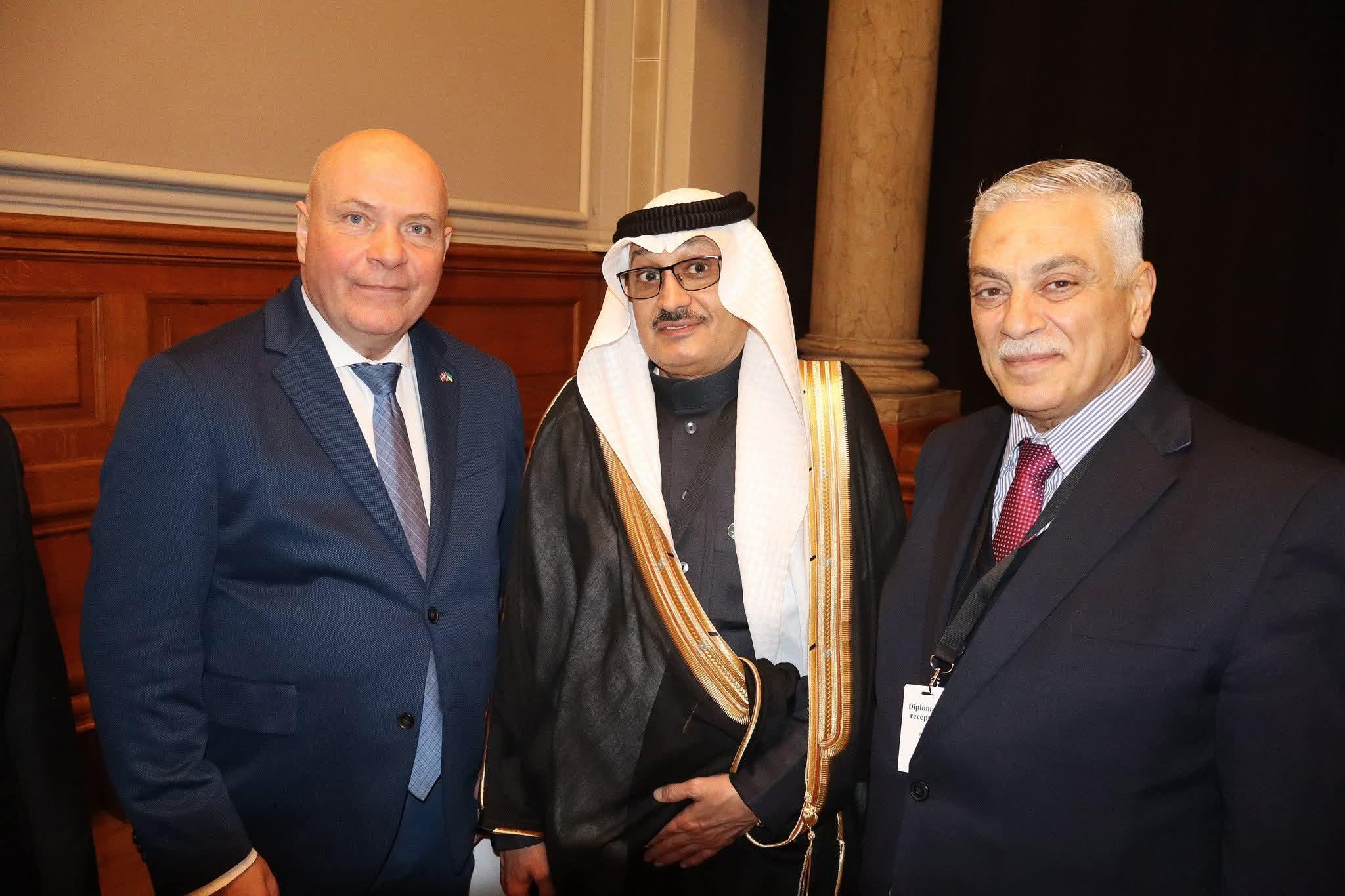 رئيس بعثة جمهورية العراق في الدنمارك يُقدِم التهاني إلى رئيس البرلمان الدنماركي بمناسبة العام الميلادي الجديد