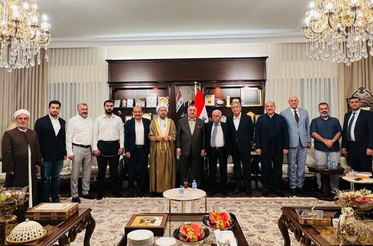 سفير جمهورية العراق لدى المملكة الأردنية الهاشمية يستقبل عددًا من الشخصيات