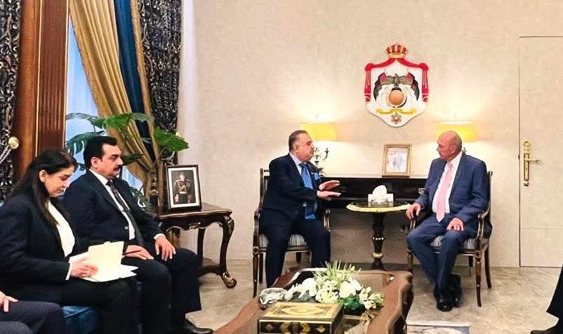 سفير جمهورية العراق لدى المملكة الأردنية الهاشمية يلتقي رئيس مجلس الأعيان الأردني