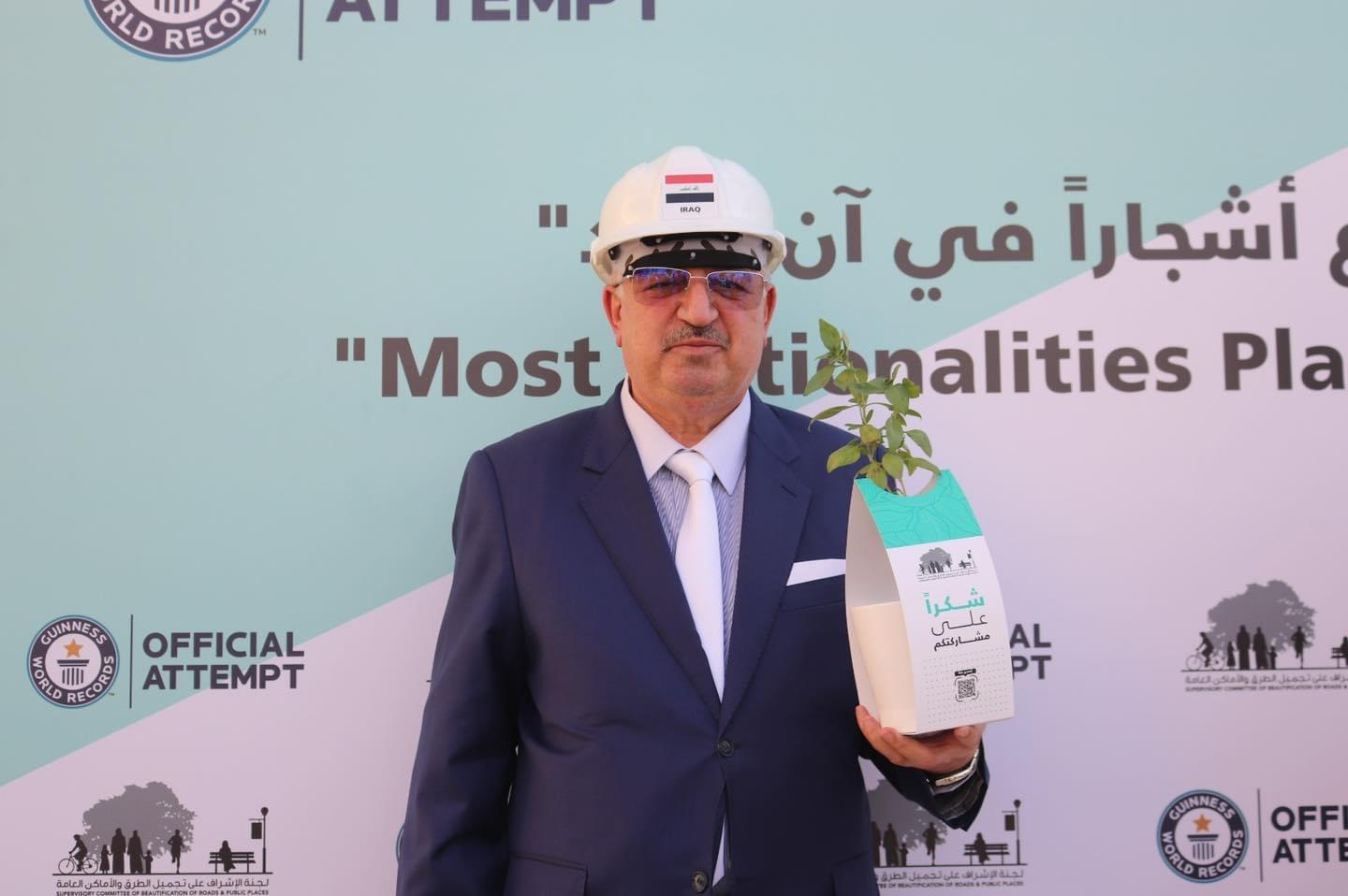 السفير عمر البرزنجي يقدم أجمل التهاني والتبريكات بمناسبة عيد العمال العالمي 