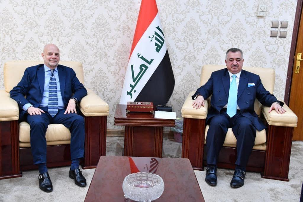 البرزنجي  يستقبل نائب الممثل الخاص للأمين العام للأمم المتحدة في العراق للشؤون السياسة والمساعدة في الإنتخابات.