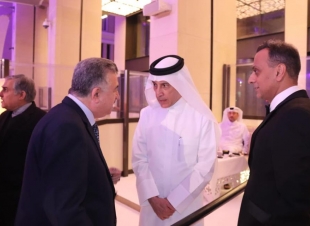 البرزنجي يلبي دعوة سعادة اكبر الباكر الامين العام للمجلس الوطني للسياحة في مهرجان قطر للسياحة في العاصمة القطرية الدوحة