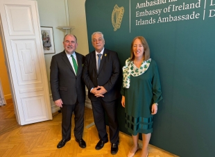 رئيس بعثة جمهورية العراق في الدنمارك يشارك في احتفالية اليوم الوطني لأيرلندا (عيد القديس باتريك)