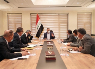 رئيس مجلس الوزراء السيد مصطفى الكاظمي يوجّه بتفعيل مشاريع الكهرباء المتوقفة وتزويد الوقود مجاناً للمولدات الأهلية