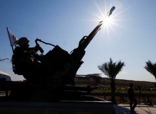 رويترز: أميركا تحذر العراق من ضم فصائل تابعة لإيران للحكومة