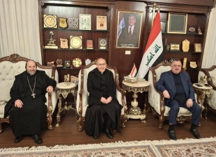 سفير جمهورية العراق لدى المملكة الأردنية الهاشمية يستقبل الأب شمعون والأب حبابة يرافقهم الدكتور محمد ثابت البلداوي