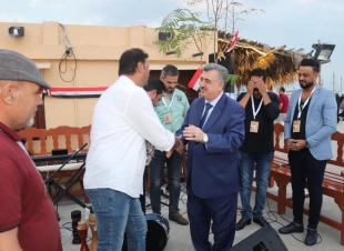 السفير العراقي يلبي دعوة لجولة في مهرجان كتارا التاسع للمحامل التقليدية