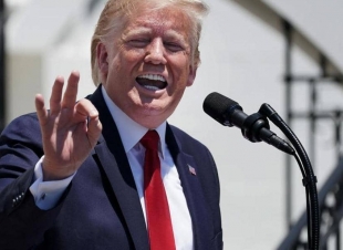 بتغريدة خاطئة من ترامب.. شاب سعودي يكتسب شهرة واسعة