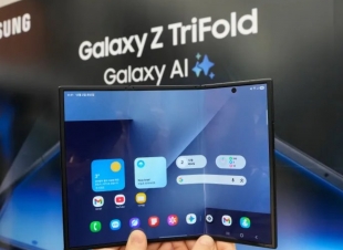 بعد 3 أشهر من إطلاقه.. سامسونج تقرر إيقاف بيع هاتفها ثلاثي الطي Tri-Fold