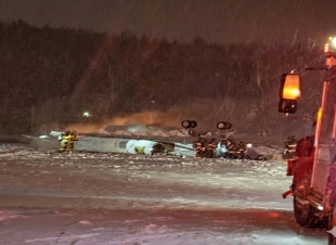 مصرع 7 أشخاص وإصابة آخر في حادث تحطم طائرة خاصة بولاية “مين” الأمريكية