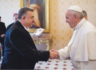 أنباء اليوم : تحاور سفير جمهورية العراق لدى الكرسي الرسولي الفاتيكان: المشتركات الكثيرة بين الإسلام والمسيح تقربنا لخدمة الإنسانية والسلام وأهم عناصر قوة المجتمعات ثقافة أبنائها