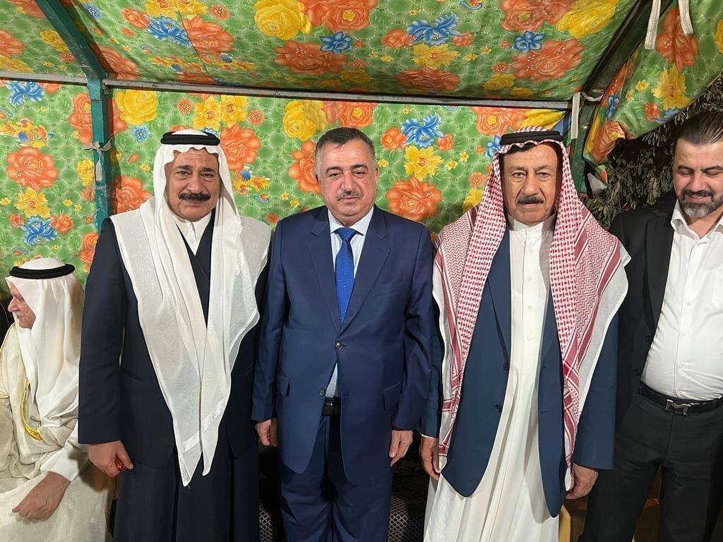 الوكيل البرزنجي يقدم واجب العزاء لقبيلة العُبيد برحيل أميرها