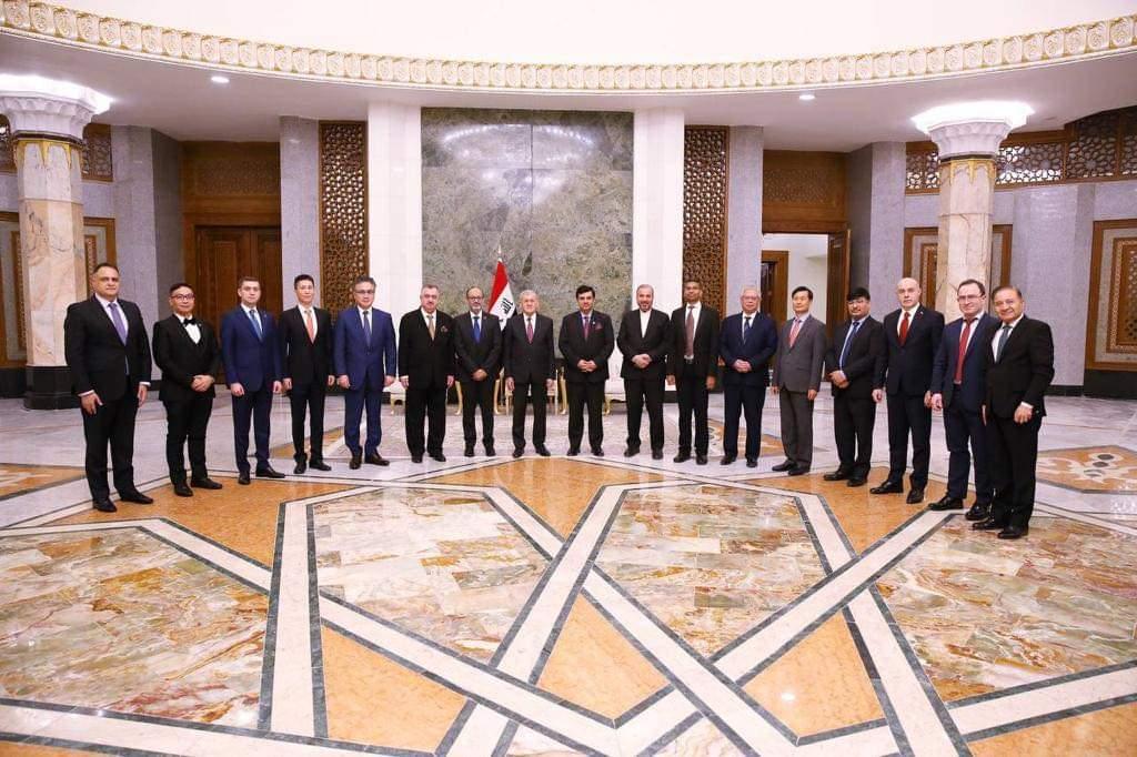 رئيس الجمهورية يستقبل عددا من سفراء الدول الآسيوية وروسيا الاتحادية المعتمدين لدى العراق