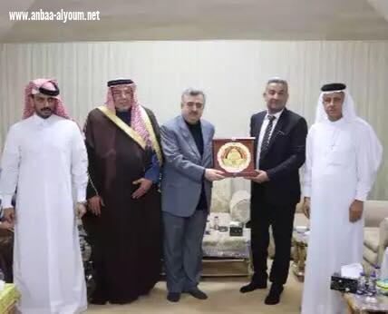 السفير عمر البرزنجي يحضر دعوة من قبل الشيخ كمال السعدون للاعبي تربية محافظة ميسان في العاصمة القطرية الدوحة