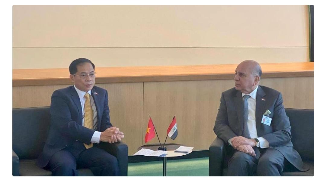  نائب رئيس مجلس الوزراء وزير الخارجية فؤاد حسين يلتقي وزير خارجية فيتنام