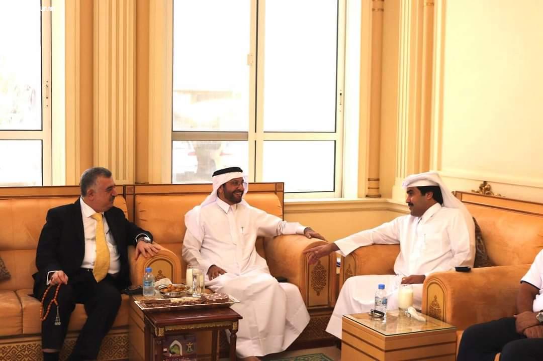 السفير عمر البرزنجي يزور السيد حمد بن صالح القمرة رئيس مجموعة القمرا القابضة لتقديم التهنئة بمناسبة عيد الأضحى المبارك