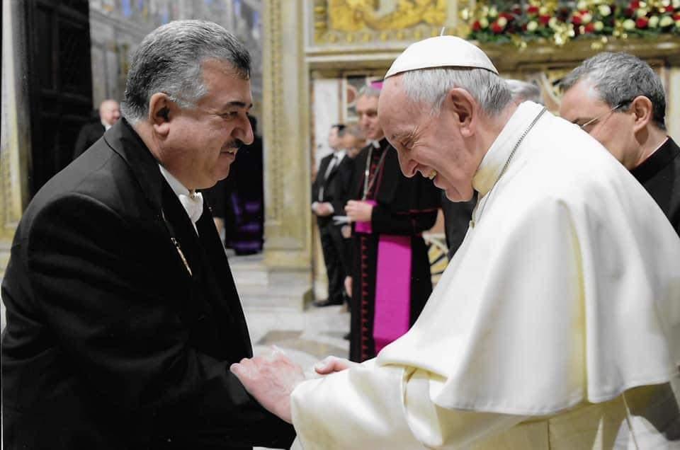 قبل  اربع اعوام إلتقى سفير جمهورية العراق لدى الكرسي الرسولي في حاضرة الفاتيكان عمر البرزنجي ودبلوماسيو السفارة قداسة الحبر الأعظم البابا فرنسيس