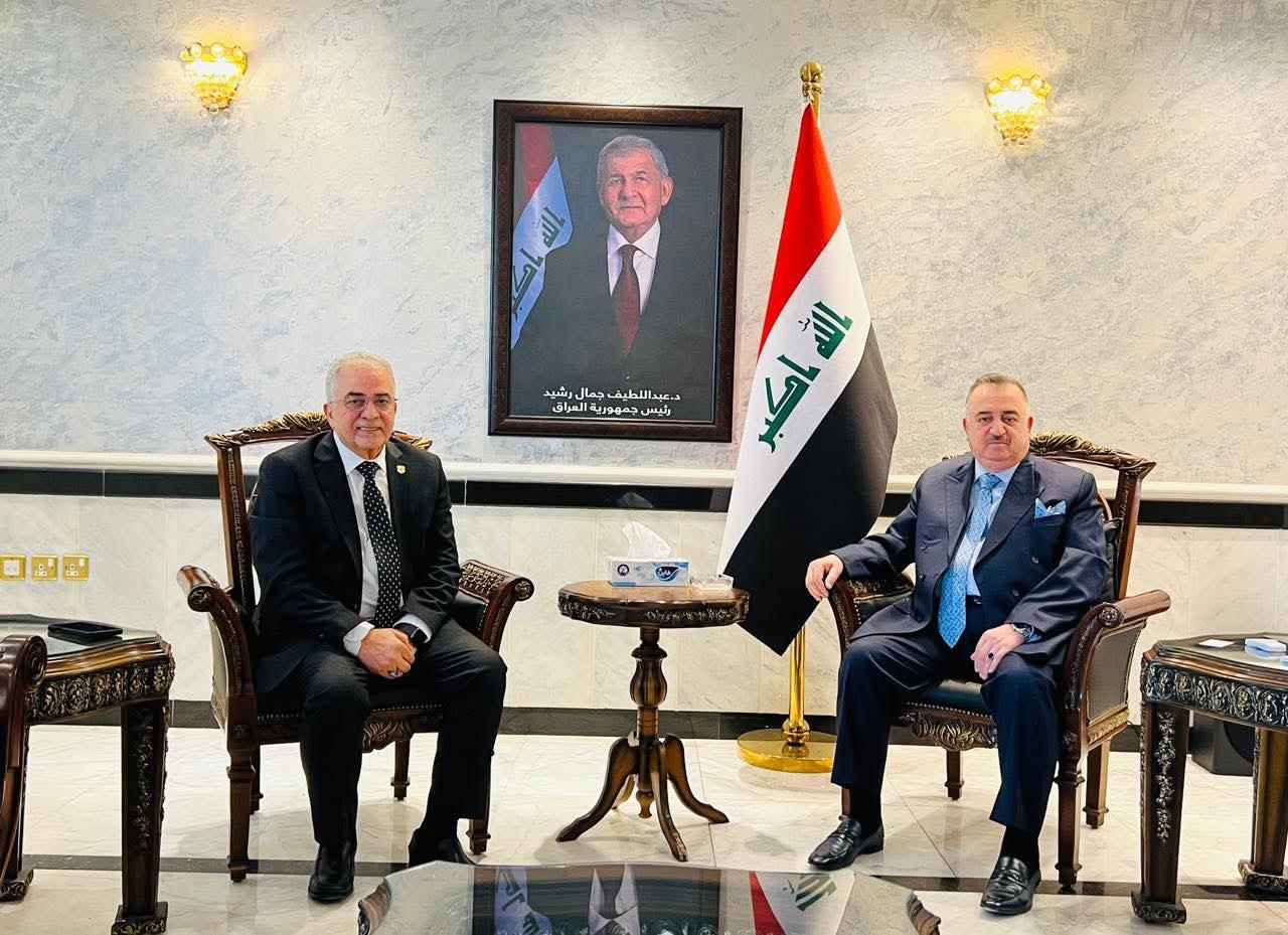 سفير جمهورية العراق لدى المملكة الأردنية الهاشمية يستقبل رئيس جامعة عمّان الأهلية