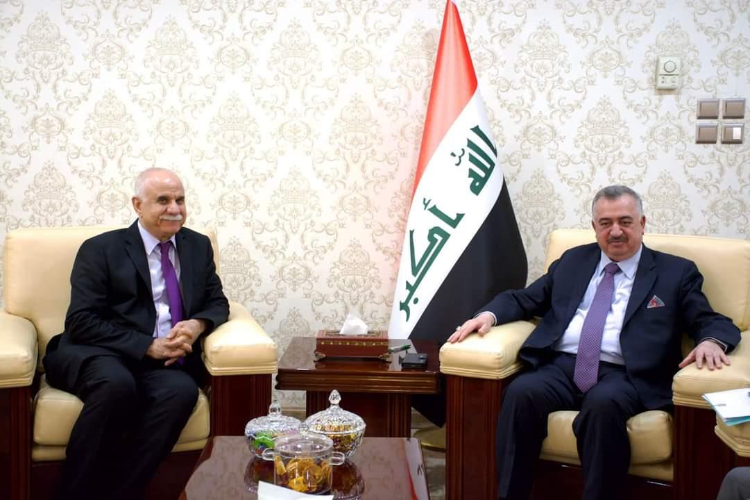 وكيل وزارة الخارجية للشؤون متعددة الأطراف والشؤون القانونية يستقبل السفير الفلسطيني لدى العراق بمُناسبة انتهاء مهامّ عمله