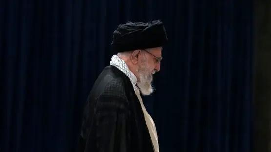 التلفزيون الإيراني يؤكد اغتيال المرشد علي خامنئي