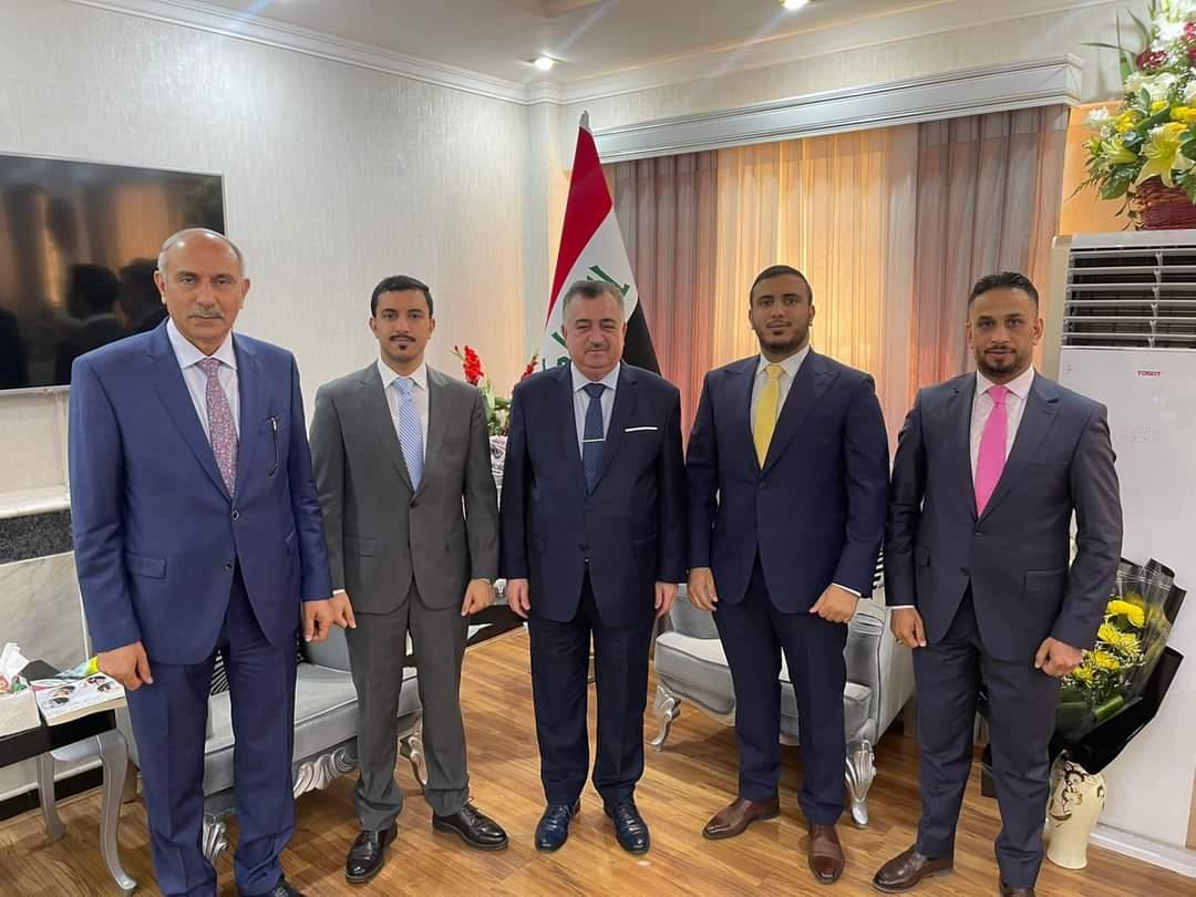 الوكيل البرزنجي يستقبل عددًا من السادة المهنئين