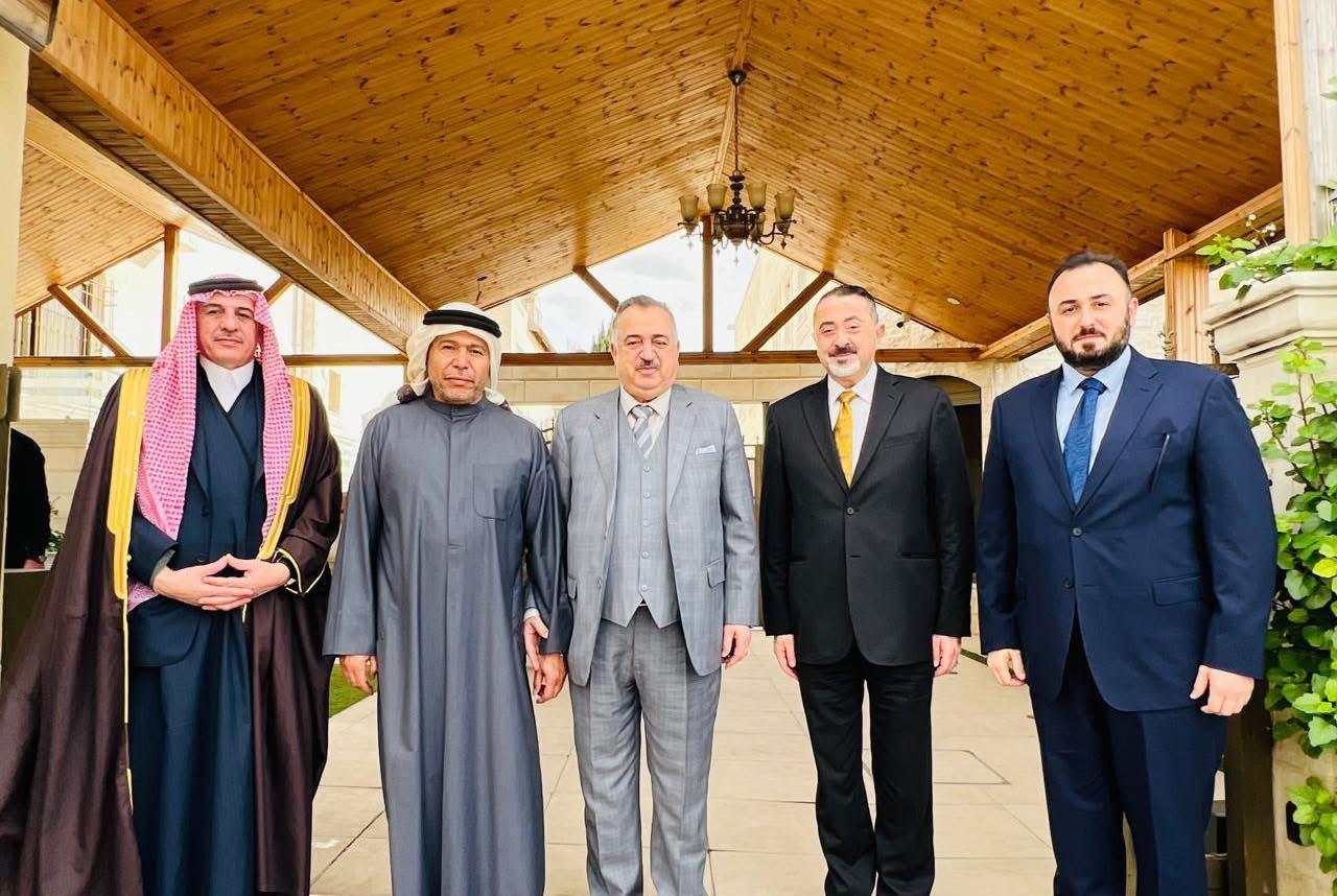 سفير جمهورية العراق لدى المملكة الأردنية الهاشمية يلبي دعوةً كريمة من الأمين العام للمشروع الوطني العراقي الشيخ جمال الضاري