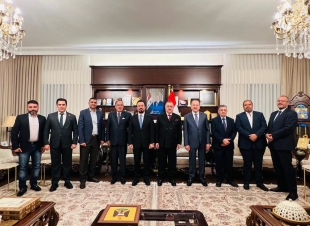 سفير جمهورية العراق لدى المملكة الأردنية الهاشمية يستقبل عددًا من الشخصيات