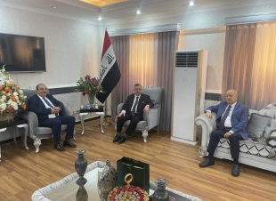 الوكيل البرزنجي يستقبل عددًا من السادة المهنئين