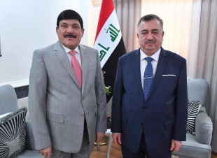 وكيل وزارة الخارجية يستقبل السفير السوريّ لدى العراق