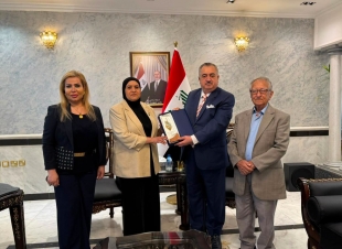 سفير جمهورية العراق لدى المملكة الأردنية الهاشمية يستقبل رائد الحركة التشكيلية في العراق الفنان سعد الطائي