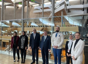 الوكيل البرزنجي يزور مكتبة الإسكندرية